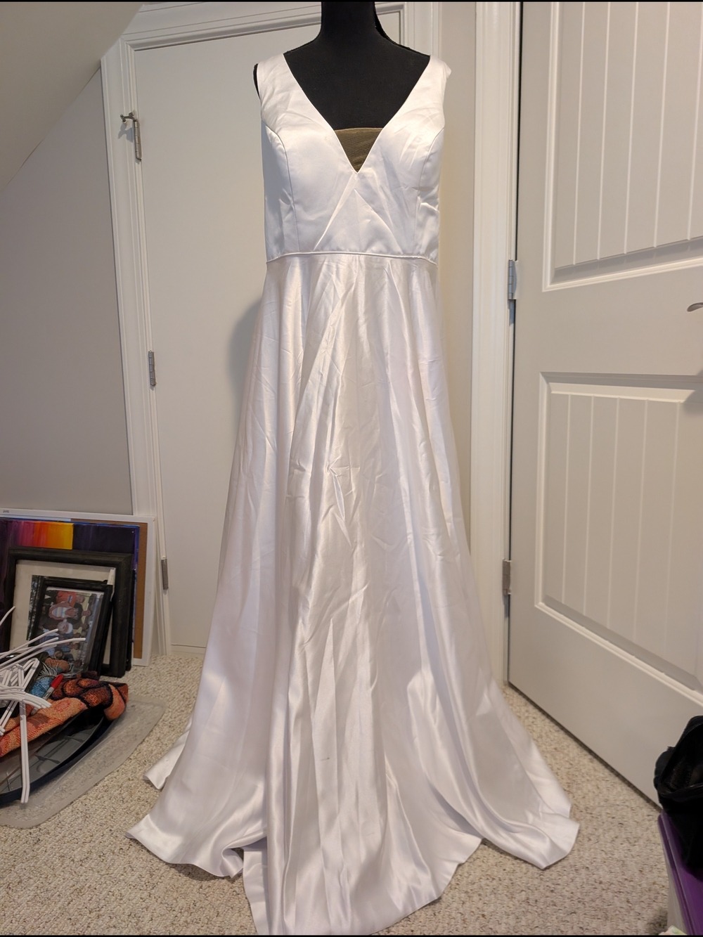 Source Unknown White Satin V-Neck A-Line Wedding Dress